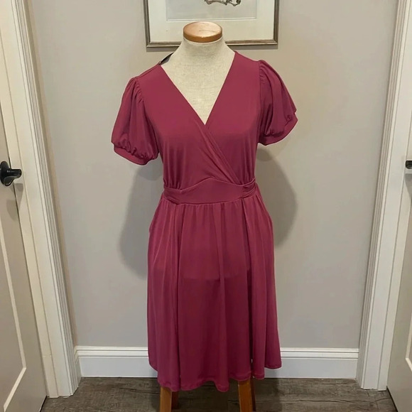 NWT!! Torrid - Mini Studio Knit Surplice Dress - Size 0 - L/12 - Pink!! - Picture 5 of 13